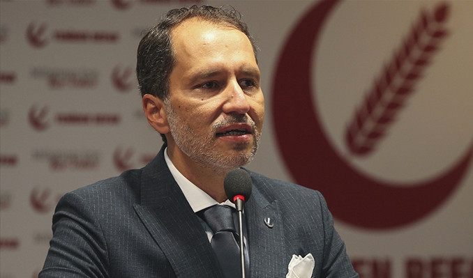 2023’te seçimden çekilen Erbakan Cumhurbaşkanlığı adaylığını ilan etti