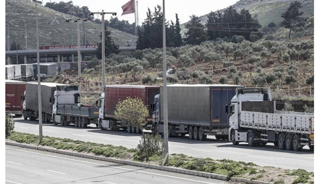 Suriye, Türkiye’den ithalata yüzde 500 vergi getirdi