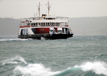 Güney Marmara’da feribot seferlerinin bazıları iptal edildi