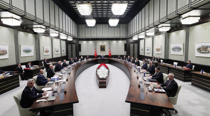 Kabine toplantısı bugün! Memur ve emekli maaşları masada