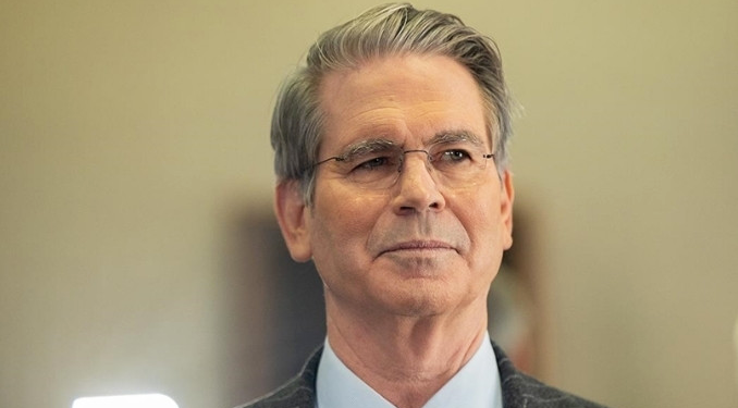 Scott Bessent, Senato’dan onay alarak resmen ABD’nin yeni Hazine Bakanı oldu