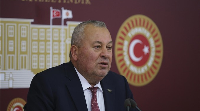 Cemal Enginyurt ve Salih Uzun CHP’ye katıldı