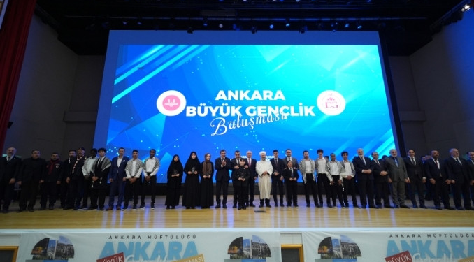 Cevdet Yılmaz’dan üniversite öğrencilerine: Yarı zamanlı iş fırsatı