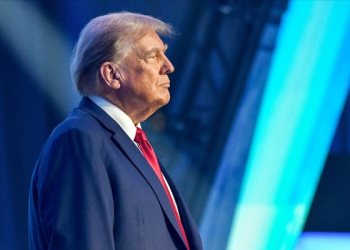 Trump şimdi de Ukrayna’ya göz dikti: “O madenleri istiyoruz”