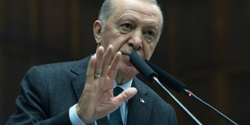 “Belediyeleri ahtapot gibi sarmışlar”