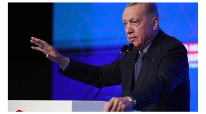 Erdoğan Haliç Kongre Merkezi’ndeki iftar programına katıldı