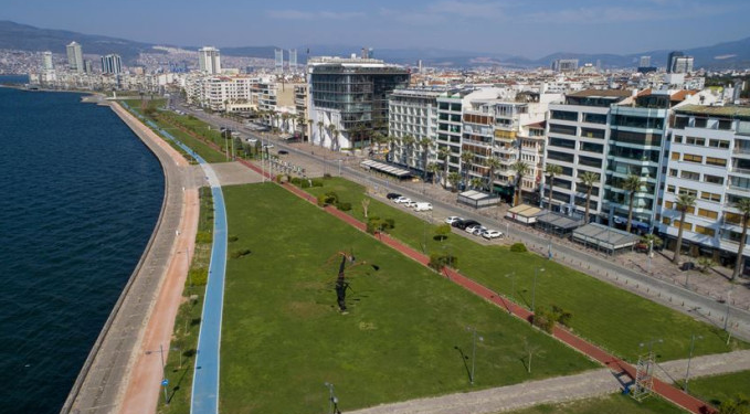 Ankara ve İzmir’de beş günlük gösteri yasağı