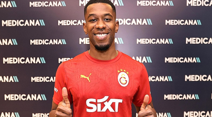 Carlos Cuesta’ya Meksika’dan teklif var