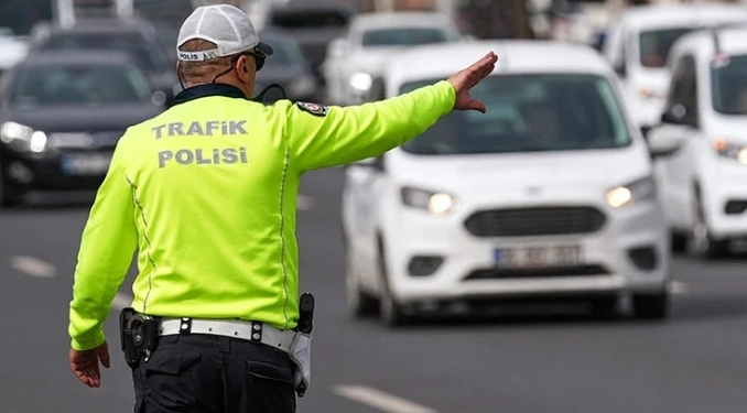 Dikkat! İstanbul’da bu yollar trafiğe kapatıldı