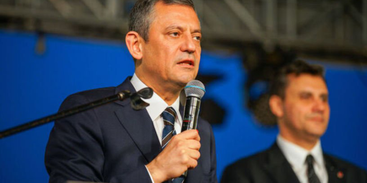 Özgür Özel açıkladı: CHP 6 Nisan’da olağanüstü kurultaya gidecek