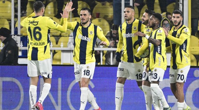 Fenerbahçe fırsatı kaçırmadı: Zirve yarışında üç puan