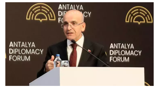 Bakan Şimşek: Diğerleri kaybederken, Çin kazanım elde etti