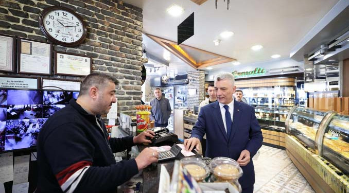 Bakan Bolat: 2 Nisan’da 2 katı daha fazla alışveriş yapıldı