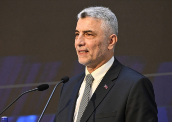 Bakan Bolat ve müteahhitlerden Libya çıkarması