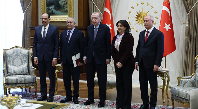 DMM’den ‘DEM Parti heyeti 13 talepte bulundu’ iddiasına yalanlama