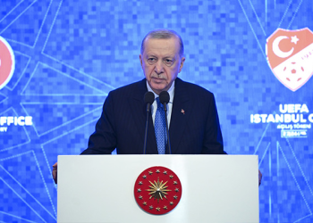 Erdoğan: Laf üstüne laf değil, taş üstüne taş koyma zamanı