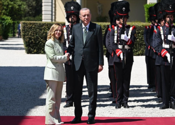 Roma’da liderler buluşması: Meloni’den Erdoğan’a özel karşılama