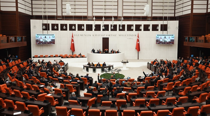 TBMM Genel Kurulu, Önder’in sağlık durumu nedeniyle 2 gün toplanmayacak