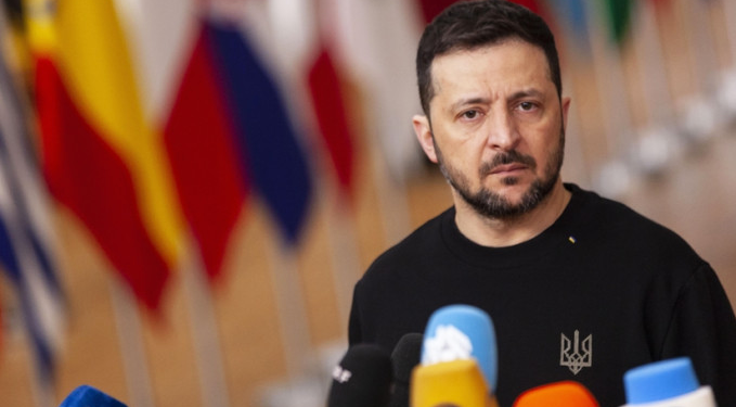 Zelenskiy: Rusya ile müzakere, kesintisiz ateşkes sağlanırsa mümkün