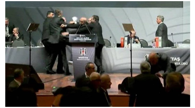 Beşiktaş’tan Hasan Arat ve Tevfik Yamantürk hakkında ihraç kararı