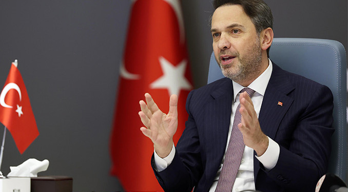 Bakan Bayraktar: Elektrik ve doğalgazda gelecek birkaç ay fiyat artışı planlanmıyor