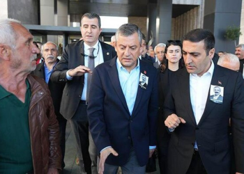 CHP lideri Özel’e yumruklu saldırı soruşturması derinleştiriliyor