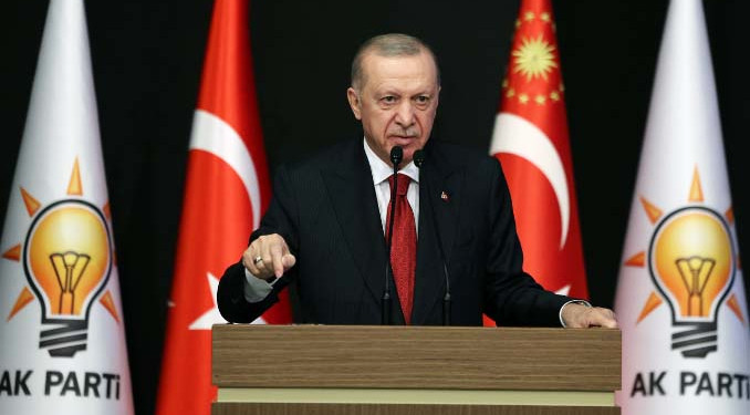 Erdoğan: Türkiye’yi darbe anayasasından kurtaracağız