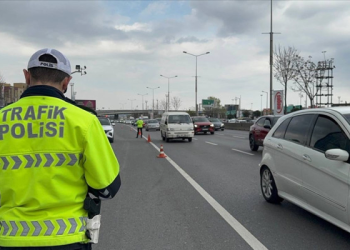 İstanbul’da Galatasaray kutlaması nedeniyle trafik düzenlemesi: Bu yollar yarın kapalı