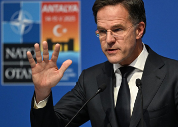 Mark Rutte’den Türk savunma sanayiine övgü
