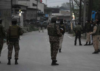 Pakistan: Hindistan’a ait 5 uçak ve 1 İHA düşürdük