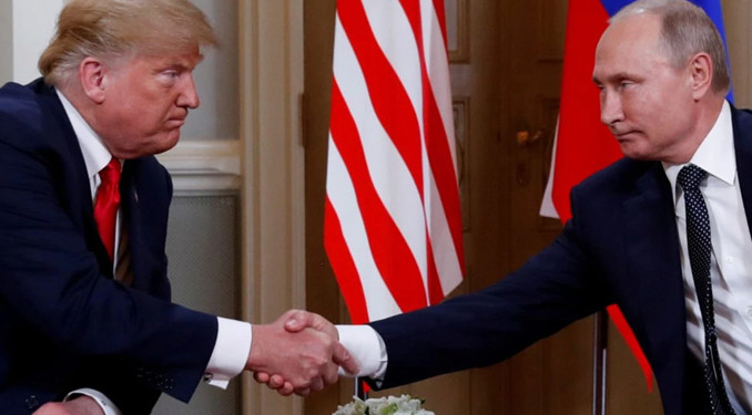 Trump ve Putin arasında kritik görüşme