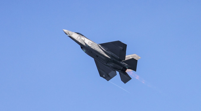 Almanya’dan 677 milyon euroluk füze anlaşması