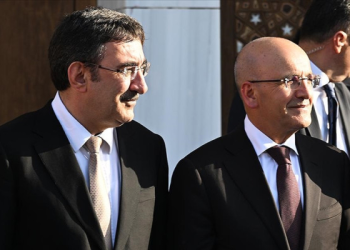 Şimşek ve Cevdet Yılmaz’dan dış ticaret değerlendirmesi