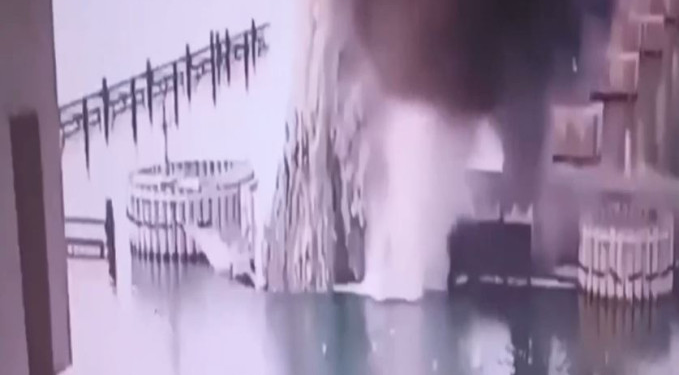 Ukrayna, kritik geçiş noktasını vurdu! Köprü sular altında