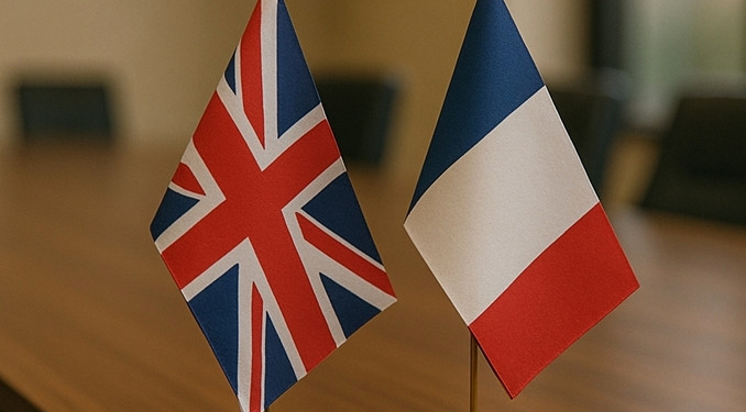 İngiltere ve Fransa’dan nükleer işbirliğini artırma hamlesi