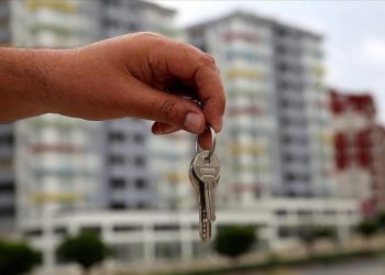 Konutta fiyatlar azaldı, satışlar arttı