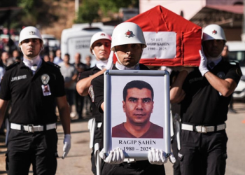 Yangında şehit olan orman işçisine son görev