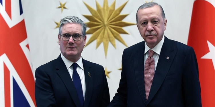 Türkiye ve İngiltere arasında Eurofighter anlaşması