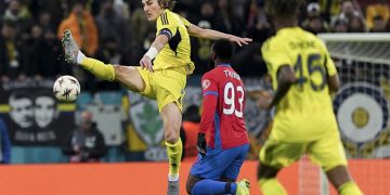 FCSB ile berabere kalan Fenerbahçe play-off’ta devam ediyor