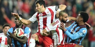 Trabzonspor ile Antalyaspor 1-1 berabere kaldı