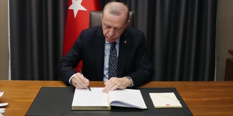 17 vali yardımcısı ve 135 kaymakam atama kararı Resmi Gazete’de