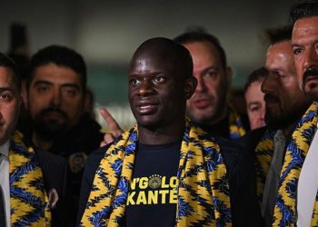 Fenerbahçe’nin bomba transferi N’Golo Kante, İstanbul’da